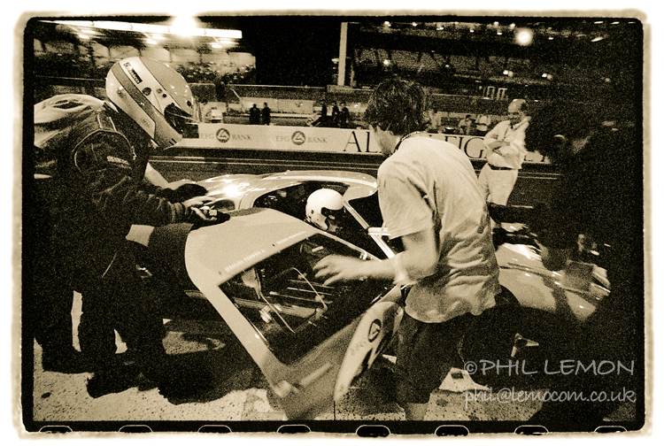 Ford GT40, driver changeover, Le Mans Classic, Phil Lemon