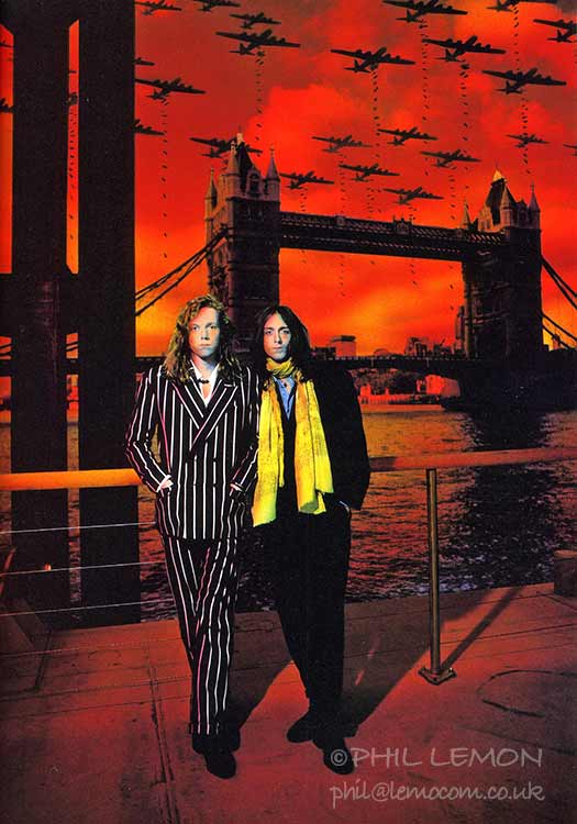 Phil Lemon, Handtinting