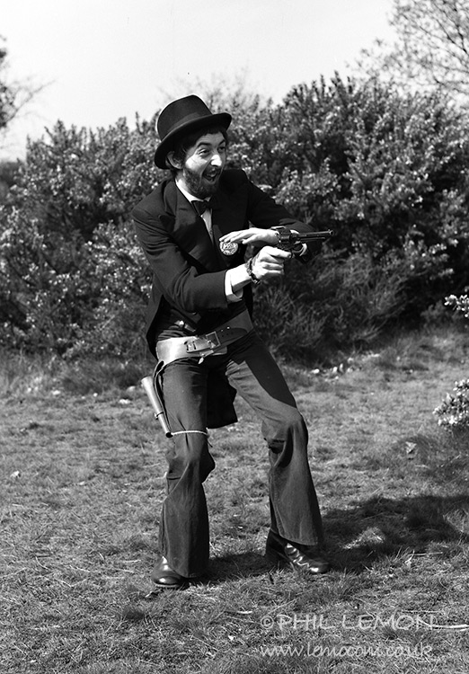 Swampbucket Jose, cowboy, Phil Lemon