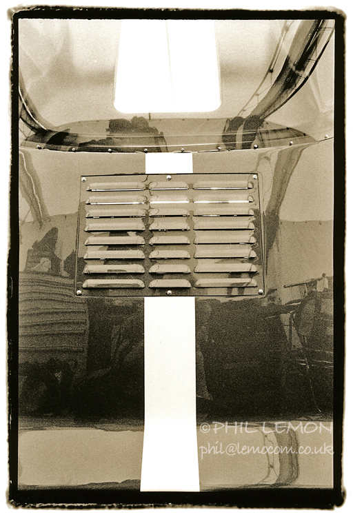 Ford GT40 engine cover, lith print, Phil Lemon
