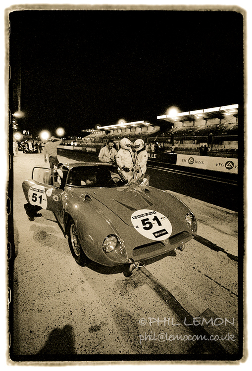 Bizzarrini 5300, driver changeover, Le Mans Classic, Phil Lemon
