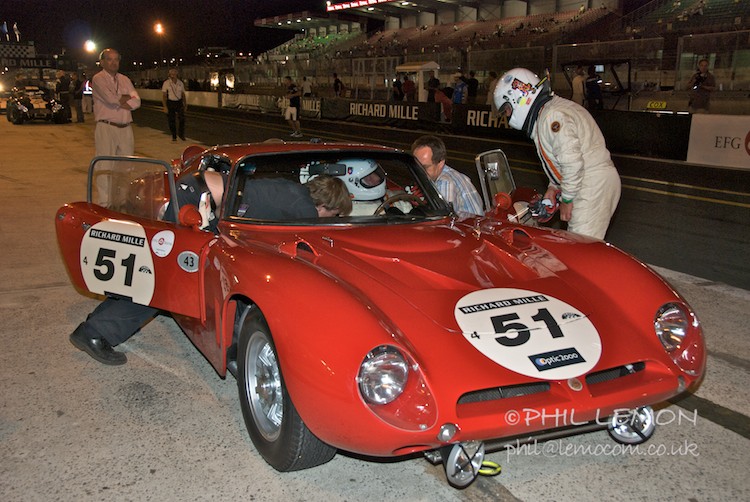 Bizzarrini 5300, driver changeover, Le Mans Classic, Phil Lemon
