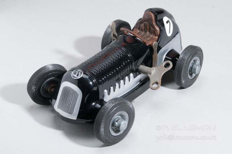 Clockwork Minic Brooklands racer repaint and detail, Phil Lemon