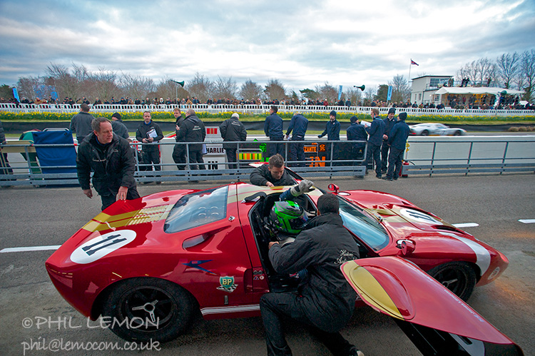 Ford GT40 driver changeover, Goodwood pit lane, Phil Lemon
