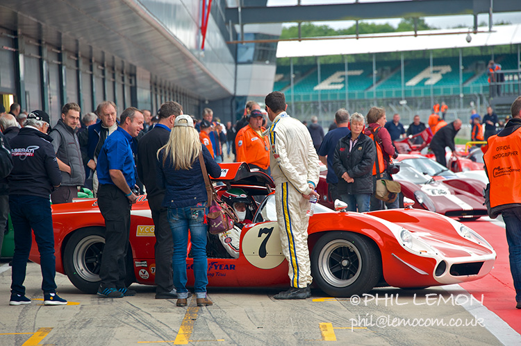 Lola T70, Silverstone pitlane, Phil Lemon