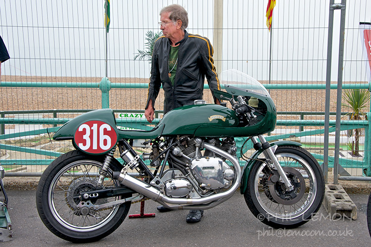 Egli-Vincent 1000 race bike, Phil Lemon