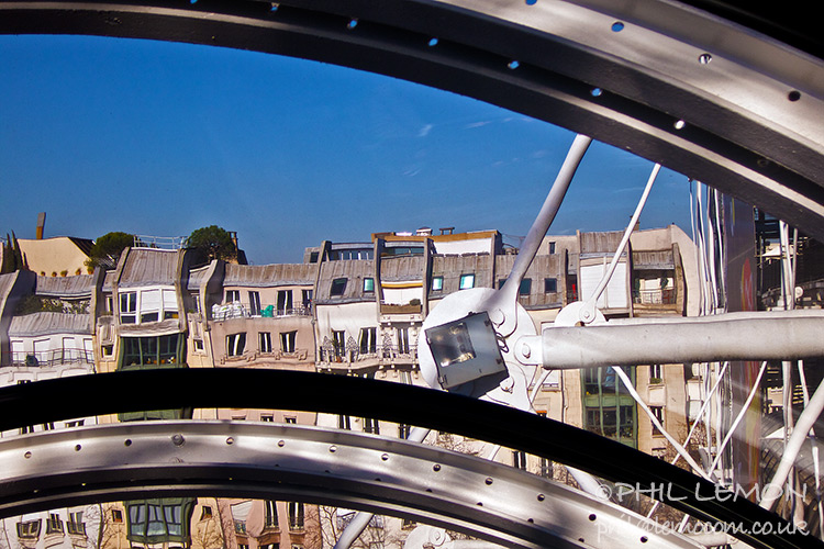 Pompidou Centre, escalator, Phil Lemon